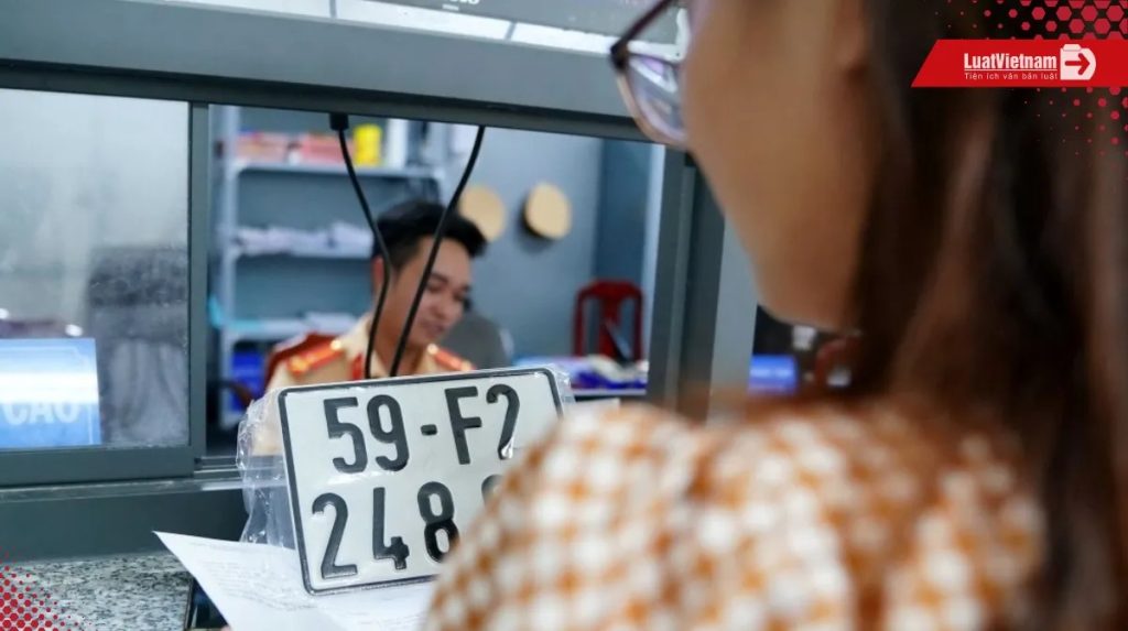 Biển số định danh là gì?, thủ tục Đăng ký biển số định danh như thế nào, Có nhiều xe thì sẽ định danh biển số xe nào?